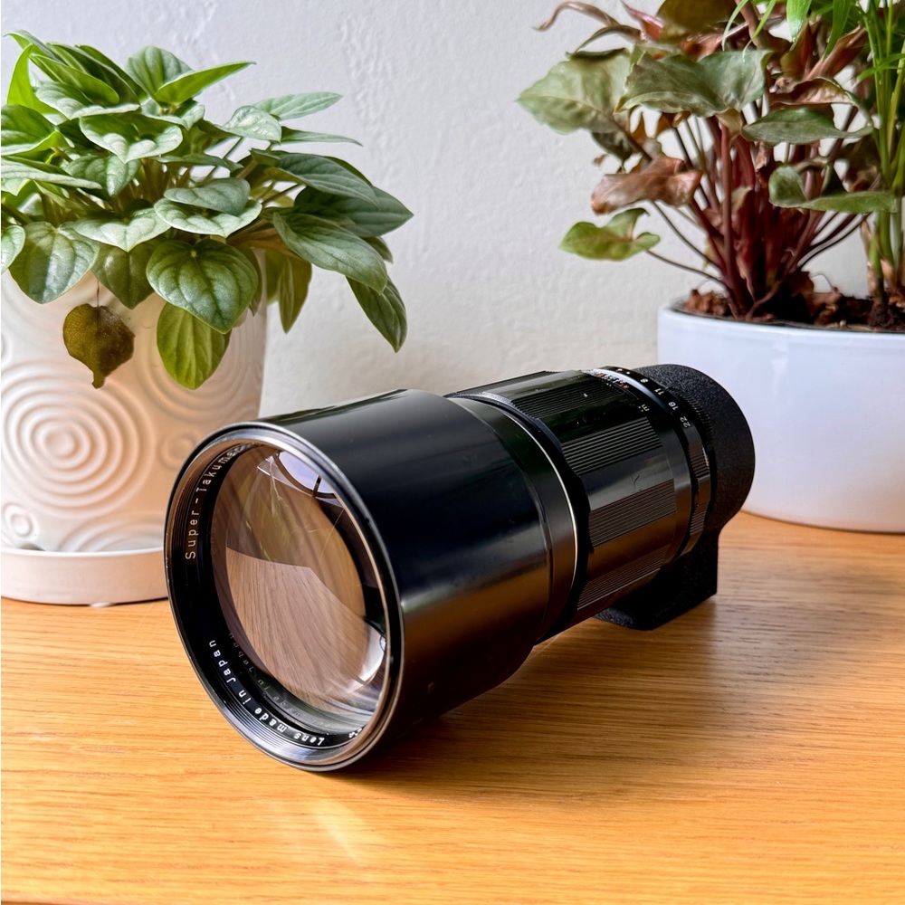 Asahi Pentax Super Takumar 300mm f4 Lens with Tripod Collar